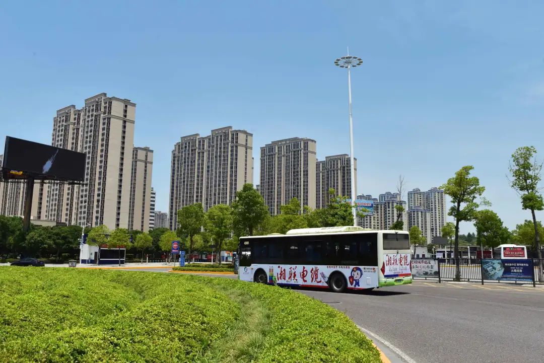 品牌煥新，夏日啟航 岳陽(yáng)登場(chǎng)，未來(lái)可期 #安全用電你我湘聯(lián)